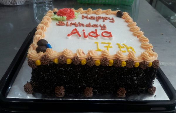 Simple Birthday Tart 08
